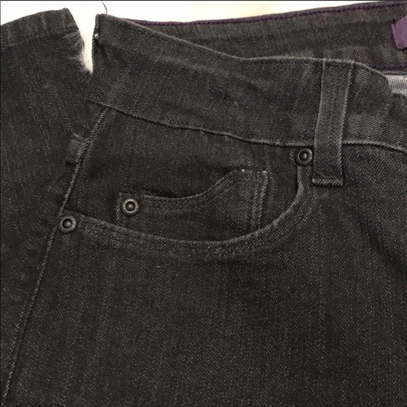 💙 4/$35 NYDJ Jeans - Picture 4 of 9